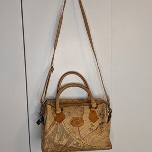 Allan Edward Crossbody, Great Condition